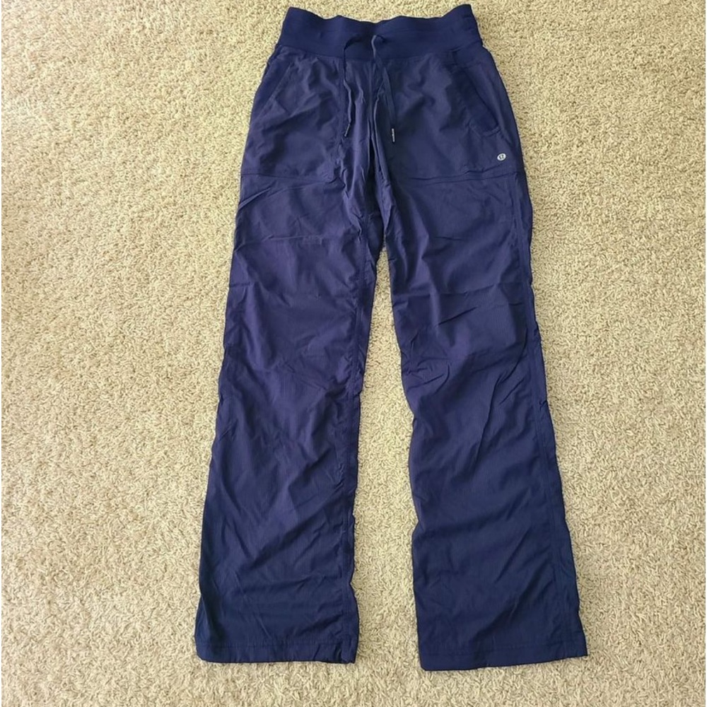 Lululemon pants size 4 blue color